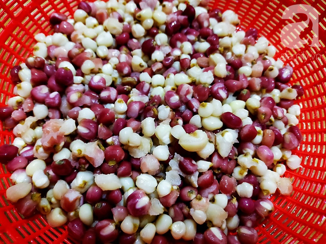 Bữa sáng ấm bụng với xôi ngô vừa thơm ngon vừa dẻo ngọt - Ảnh 3. Bữa sáng ấm bụng với xôi ngô vừa thơm ngon vừa dẻo ngọt - Ảnh 3.