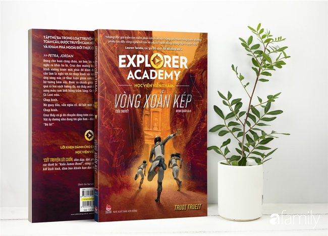 “Học viện Viễn Thám”: Bộ sách tuyệt hay cho những đứa trẻ thích đọc truyện khoa học viễn tưởng trong kì nghỉ dài - Ảnh 2.