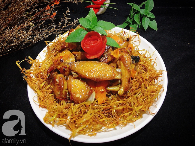 Cách mới toanh cho món gà chiên nước mắm cực lạ miệng thơm ngon - Ảnh 9. Cách mới toanh cho món gà chiên nước mắm cực lạ miệng thơm ngon - Ảnh 9.