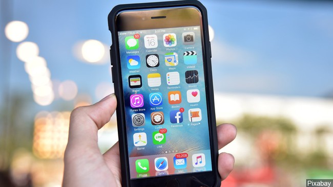 Apple hứa trả mỗi khách hàng gần 600.000 đồng vì khiến iPhone đời cũ chậm như rùa bò - Ảnh 1.