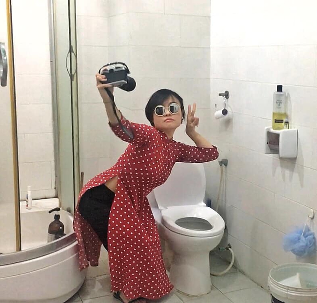 Nghỉ dịch quá lâu, cô nàng quyết định đi du lịch trong tưởng tượng, bất ngờ nhất là những địa danh được đặt tên lại trùng khớp hoàn hảo với từng góc trong ngôi nhà - Ảnh 9. Nghỉ dịch quá lâu, cô nàng quyết định đi du lịch trong tưởng tượng, bất ngờ nhất là những địa danh được đặt tên lại trùng khớp hoàn hảo với từng góc trong ngôi nhà - Ảnh 9.