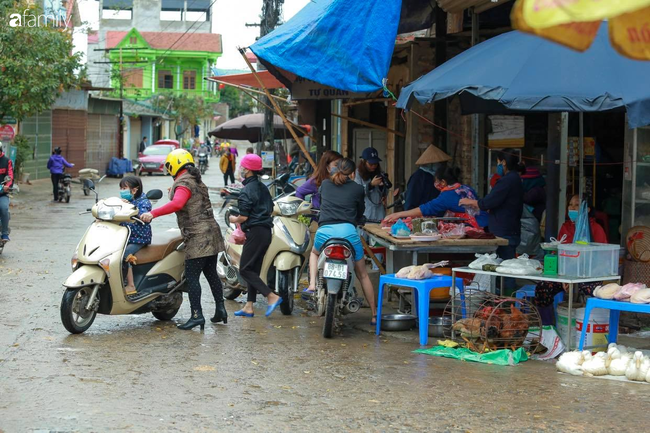 Cảm xúc của người dân Sơn Lôi ngày đầu tiên hết cách ly: &quot;Tôi sẽ về thăm nhà ngoại ngay&quot; - Ảnh 3.