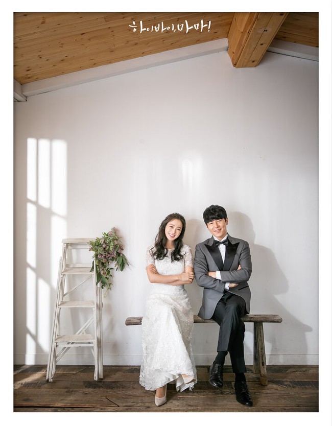&quot;Hi Bye, Mama&quot; tung bộ ảnh cưới của Kim Tae Hee ngọt ngào bên trai trẻ, không biết Bi Rain khi xem có nổi cơn ghen với bà xã? - Ảnh 6.