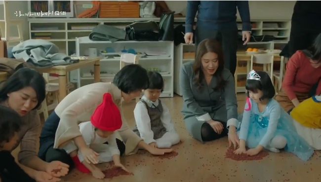 &quot;Hi Bye, Mama&quot;: Thấy con gái nhỏ bị ăn hiếp, Kim Tae Hee tức giận trút nguyên thau đỗ lên đầu vị phụ huynh dằn mặt - Ảnh 4.
