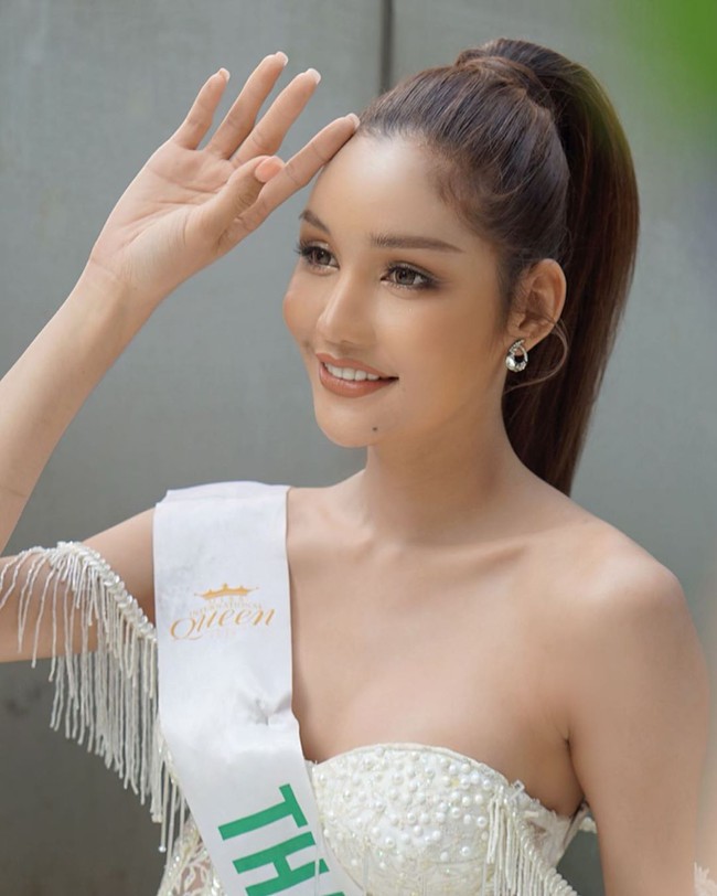 Xuất hiện "chị em sinh đôi" của Bích Phương tại Hoa hậu Chuyển giới Quốc tế 2020, xinh đẹp thế này bảo sao Hoài Sa phải chịu thua - Ảnh 5. Xuất hiện "chị em sinh đôi" của Bích Phương tại Hoa hậu Chuyển giới Quốc tế 2020, xinh đẹp thế này bảo sao Hoài Sa phải chịu thua - Ảnh 5.