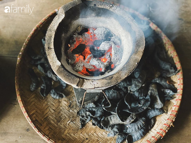 3 tháng cải tạo căn nhà ba gian rêu phong trên đỉnh núi thành nơi &quot;trốn phố&quot; khi cần của cả gia đình trẻ - Ảnh 31.