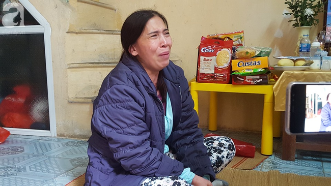 Bà ngoại cháu bé mong muốn pháp luật chừng trị nghiêm minh đối với hai nghi can Bà ngoại cháu bé mong muốn pháp luật chừng trị nghiêm minh đối với hai nghi can