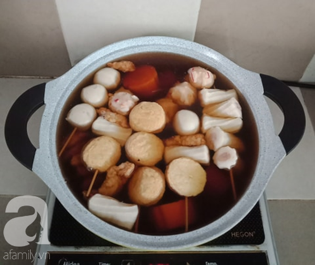 Học người Hàn cách nấu canh chả cá vừa ngon vừa đẹp đổi món cho cả nhà - Ảnh 7. Học người Hàn cách nấu canh chả cá vừa ngon vừa đẹp đổi món cho cả nhà - Ảnh 7.