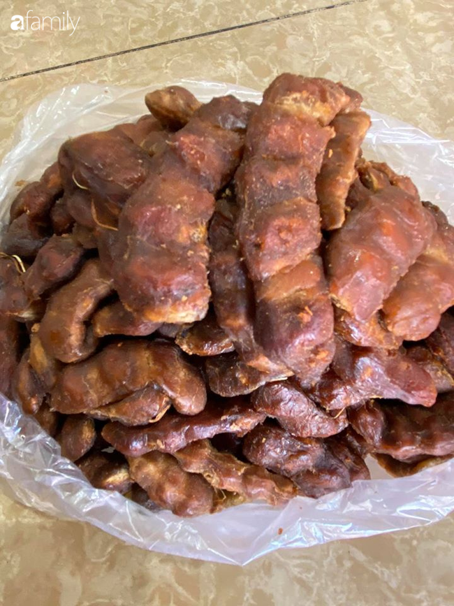 Mùa me chín rộ chỉ 35 ngàn đồng/kg, bà nội trợ Việt đặt cả yến me lột vỏ cất tủ lạnh ăn dần vì sợ hết mùa  - Ảnh 8.