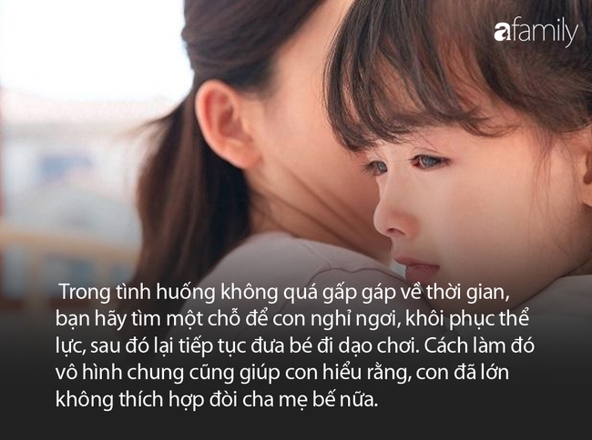 Bố mẹ dành thời gian dẫn con đi chơi trung tâm thương mại nhưng nhìn cảnh tượng ai nấy phải há hốc kinh ngạc - Ảnh 4.