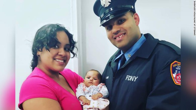 Mỹ: Lính cứu hỏa trong đơn vị tuyến đầu chống dịch Covid-19 có con gái 5 tháng tuổi tử vong vì dịch bệnh - Ảnh 1.