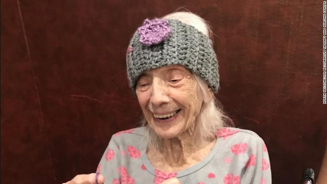 Bà cụ &quot;siêu nhân&quot; 101 tuổi đánh bại được bệnh COVID-19, chiến thắng cả bệnh ung thư và sống sót qua dịch cúm Tây Ban Nha - Ảnh 1.