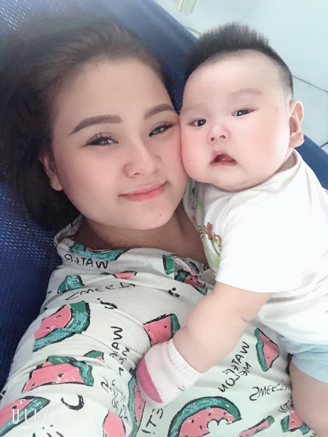 Nhờ bà ngoại trông con giúp 3 tháng vì bị cách ly do dịch bệnh, mẹ Việt ở Trung Quốc ngỡ ngàng khi nhìn thấy con - Ảnh 3.