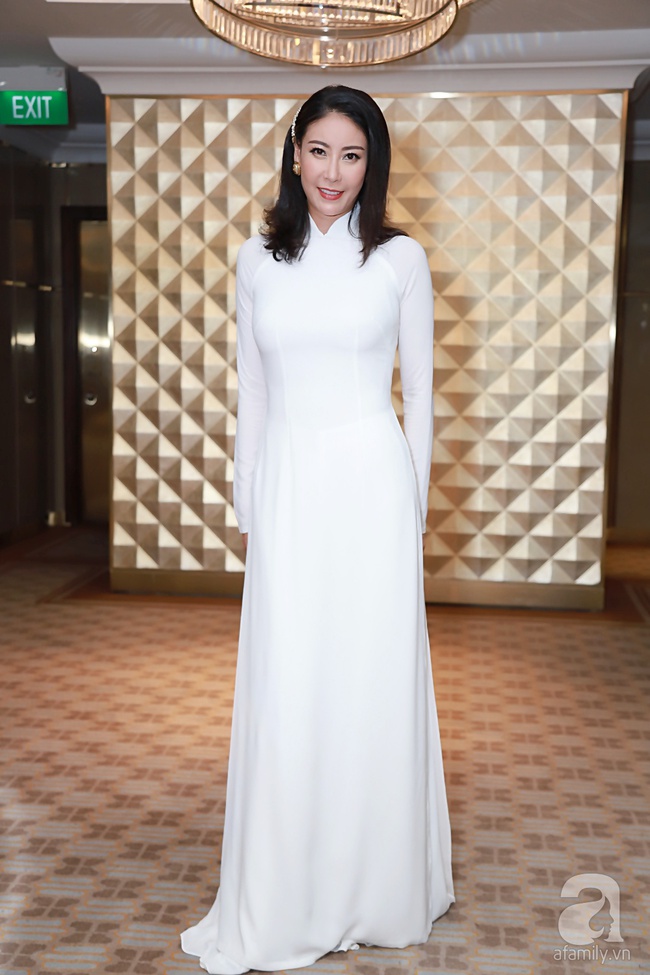Hoa hậu Mỹ Linh, Tiểu Vy, Thùy Linh cùng dàn hậu đồng loạt diện áo dài trắng - Ảnh 8.