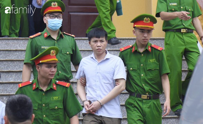 Cựu Thượng tá Công an Hoà Bình mong muốn bố mẹ, vợ con, bạn bè tiếp sức kêu oan - Ảnh 4. Cựu Thượng tá Công an Hoà Bình mong muốn bố mẹ, vợ con, bạn bè tiếp sức kêu oan - Ảnh 4.