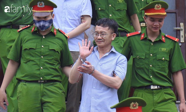 Cựu Thượng tá Công an Hoà Bình mong muốn bố mẹ, vợ con, bạn bè tiếp sức kêu oan - Ảnh 3. Cựu Thượng tá Công an Hoà Bình mong muốn bố mẹ, vợ con, bạn bè tiếp sức kêu oan - Ảnh 3.