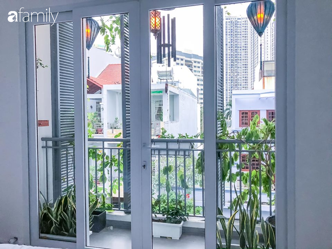 Giữa Sài Gòn náo nhiệt, vẫn có căn nhà ống 20m2 với 4 tầng lầu cực chill và không gian xanh mát chỉ với 20 triệu mua cây xanh - Ảnh 11.