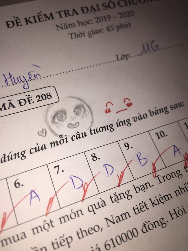 Cả gan vẽ bậy vào bài kiểm tra, cô giáo không quở trách lại có hành động đáp trả xứng tầm khiến học sinh hú hét - Ảnh 1.