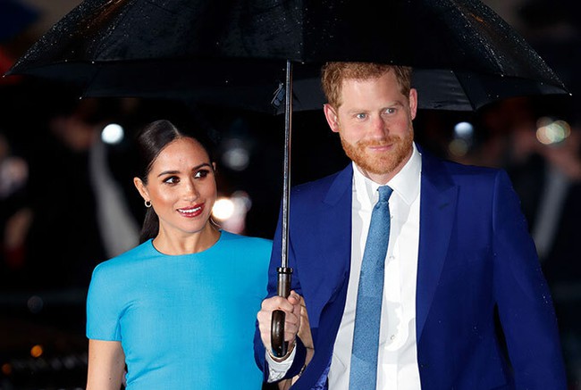 Meghan Markle chịu chi 200 triệu đồng/ngày như sao hạng A và tỷ phú giàu nhất thế giới để bảo vệ an ninh cho mình và gia đình - Ảnh 1.