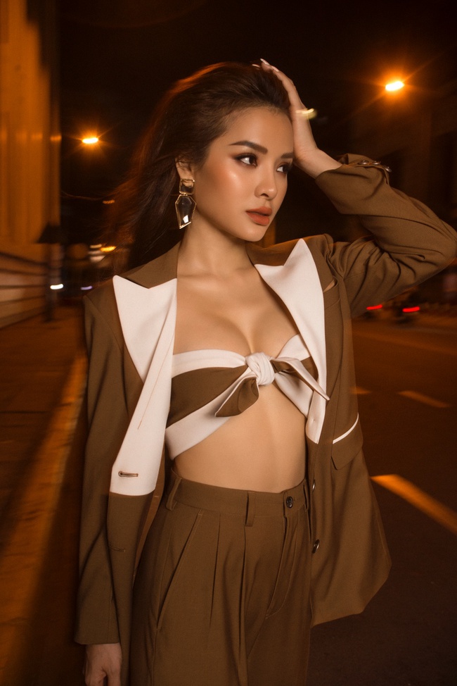 Phương Trinh Jolie tái xuất màn ảnh nhỏ, làm quý cô quyền lực yêu "phi công trẻ" kém 10 tuổi - Ảnh 5. Phương Trinh Jolie tái xuất màn ảnh nhỏ, làm quý cô quyền lực yêu "phi công trẻ" kém 10 tuổi - Ảnh 5.