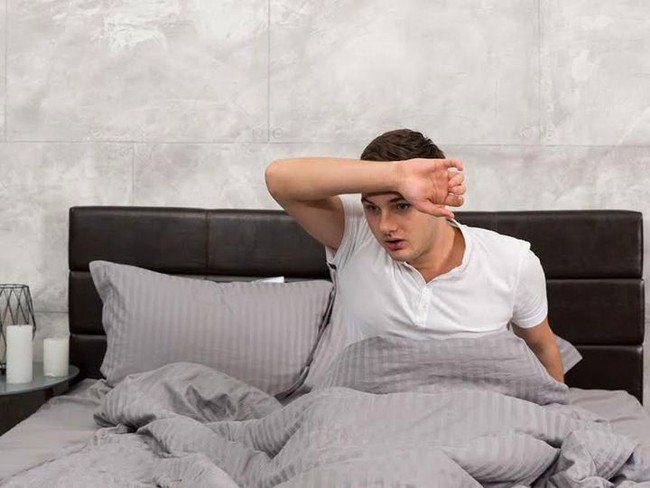 Bất kể nam hay nữ, có 3 hiện tượng này khi ngủ vào ban đêm, chứng tỏ thận rất khỏe mạnh - Ảnh 2.
