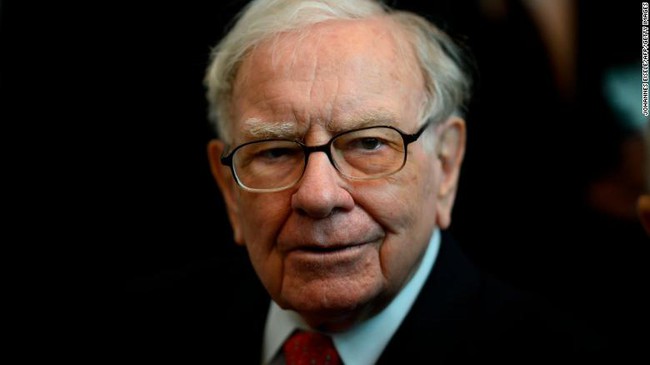 Tỷ phú Warren Buffett gợi ý 2 cuốn sách giúp dân công sở vững tin vào tương lai, vượt qua khủng hoảng Covid-19 - Ảnh 2.