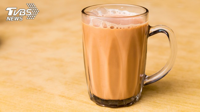 Nam thanh niên uống trà sữa đến mức nhập viện, huyết tương giống màu mỡ lợn  - Ảnh 1.