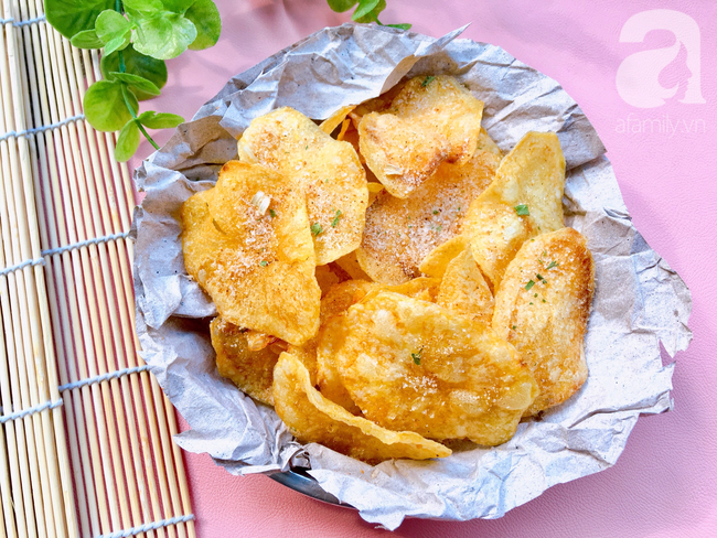 Dùng nồi chiên không dầu làm snack khoai tây giòn tan ngon hơn đi mua - Ảnh 5. Dùng nồi chiên không dầu làm snack khoai tây giòn tan ngon hơn đi mua - Ảnh 5.