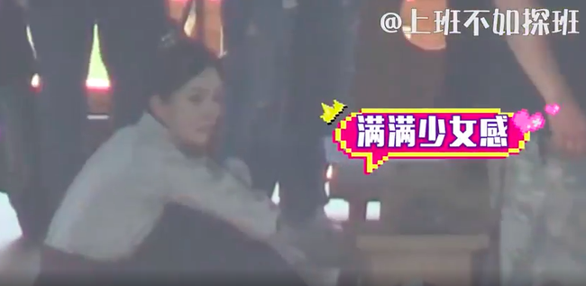 "Cửu Châu Hộc Châu phu nhân" bị rò rỉ cảnh Dương Mịch quỳ gối dâng trà, Trần Vỹ Đình gảy đàn cực đẹp mắt - Ảnh 8. "Cửu Châu Hộc Châu phu nhân" bị rò rỉ cảnh Dương Mịch quỳ gối dâng trà, Trần Vỹ Đình gảy đàn cực đẹp mắt - Ảnh 8.