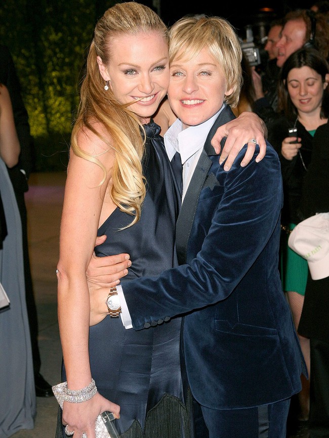 Ups and downs in Ellen DeGeneres' life: Being abused by her stepfather in childhood, watching her girlfriend die before her eyes, being turned away by America just because she wanted to live a real life - Photo 6.