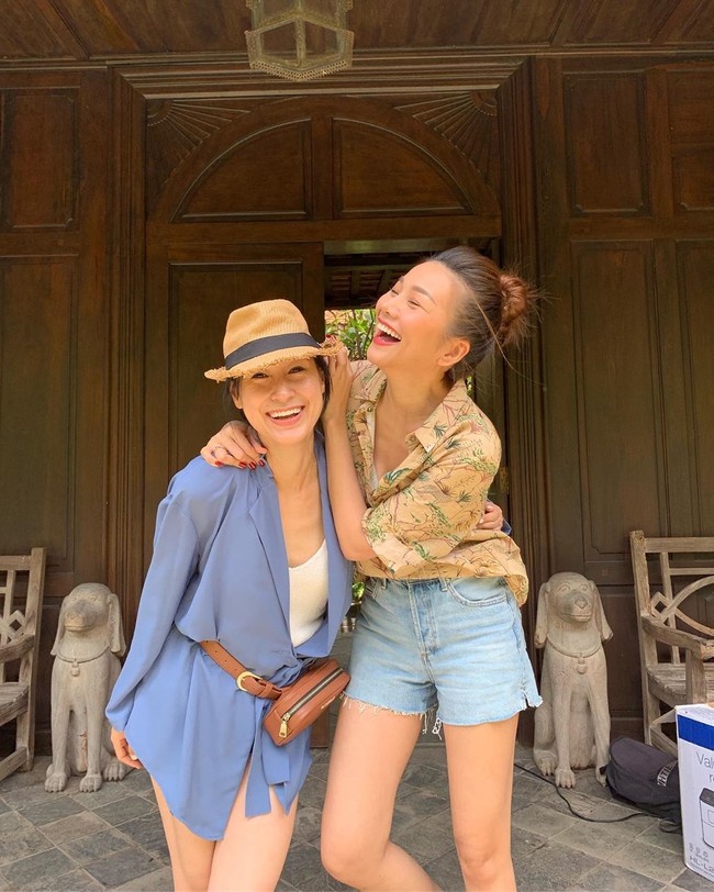 Hè không "xõa" nhiệt tình với quần shorts thì quá phí, - Ảnh 2. Hè không "xõa" nhiệt tình với quần shorts thì quá phí, - Ảnh 2.