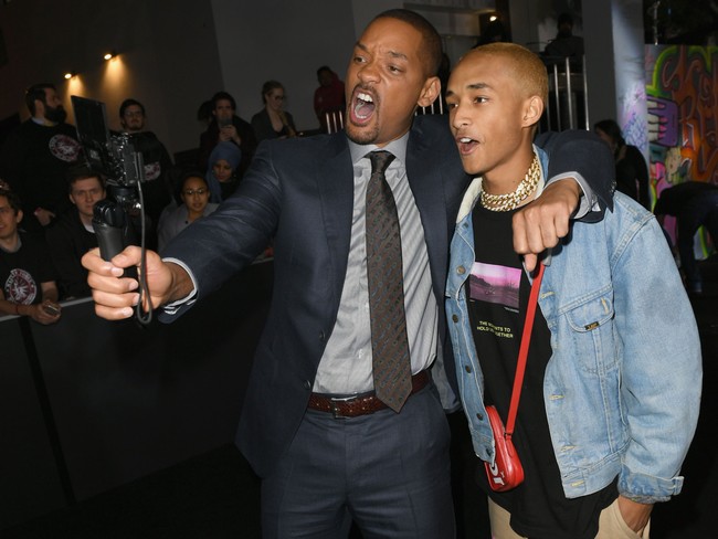 Jaden Smith - con trai Will Smith: Từ cậu bé khiến bố mẹ bị mắng chửi là người &quot;không biết dạy con&quot; cho tới biểu tượng truyền cảm hứng cho cộng đồng LGBT - Ảnh 11.