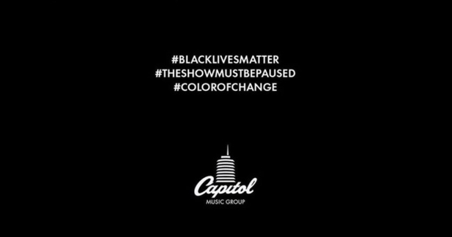 Ngành công nghiệp âm nhạc thế giới đình công, phát động chiến dịch “Blackout Tuesday” để tưởng nhớ người đàn ông bị cảnh sát Mỹ ghì chết - Ảnh 1.