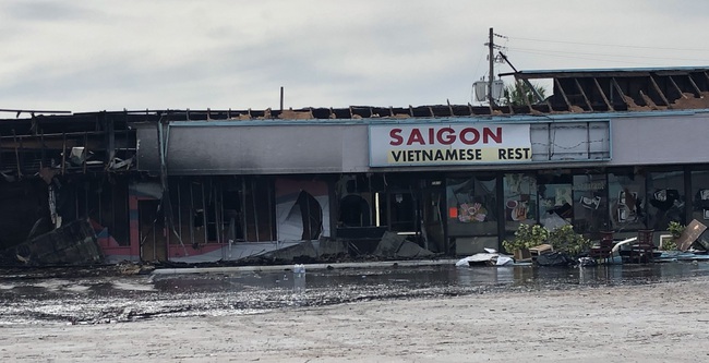 Trong cơn ác mộng của nước Mỹ, một nhà hàng Việt thành đống tro tàn sau cuộc bạo loạn tàn khốc và nỗi lòng của người trong cuộc - Ảnh 3.
