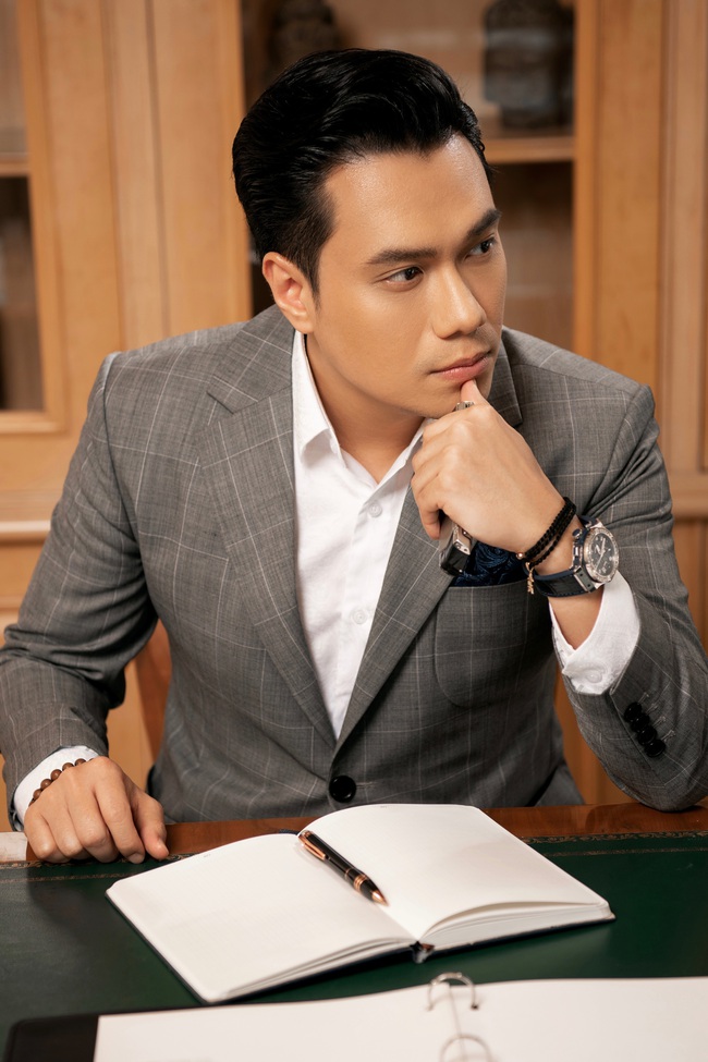 Việt Anh tâm sự bản thân thay đổi rất nhiều kể từ khi có con trai, tiết lộ chuyện trang cá nhân bất ngờ bị "đánh sập" - Ảnh 2.