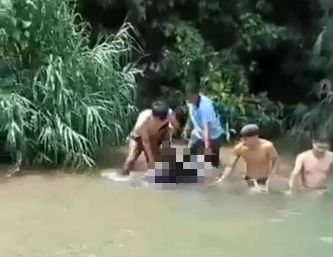Lào Cai: Rủ nhau đi tắm suối hai nữ sinh đuối nước thương tâm - Ảnh 1.