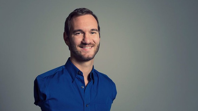 Cuộc sống hiện tại của người không tay không chân Nick Vujicic từng gây bão khi đến Việt Nam khiến nhiều người ngỡ ngàng - Ảnh 1.