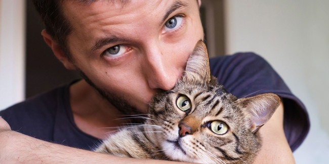 Khoa học bảo chị em không thích hẹn hò đàn ông nuôi mèo, có đúng thế không? - Ảnh 2.
