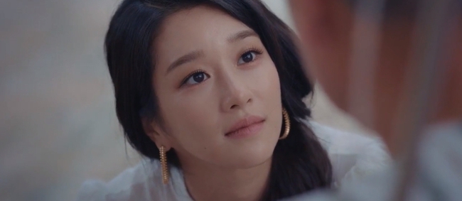 "Điên thì có sao?" tập 4: Mãn nhãn cảnh Kim Soo Hyun ôm gái xinh dưới mưa siêu lãng mạn - Ảnh 6.