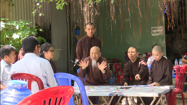 Những lần Tịnh Thất Bồng Lai làm nổi sóng dư luận: - Ảnh 4. Những lần Tịnh Thất Bồng Lai làm nổi sóng dư luận: - Ảnh 4.