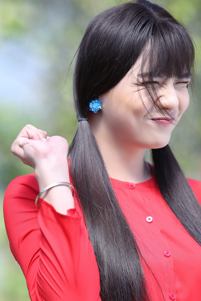 Tập 3 "Kẻ Săn Tin" lên sóng trở lại, Minh Hằng làm mờ những cảnh quay bạo lực để tránh vi phạm điều khoản của Youtube - Ảnh 6. Tập 3 "Kẻ Săn Tin" lên sóng trở lại, Minh Hằng làm mờ những cảnh quay bạo lực để tránh vi phạm điều khoản của Youtube - Ảnh 6.