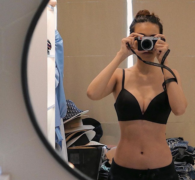 Thanh Hằng tiết lộ ảnh 7 năm trước, so s&aacute;nh với nhan sắc hiện tại m&agrave; ngỡ ng&agrave;ng - Ảnh 3.