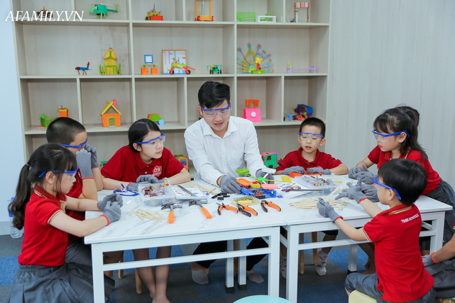 Một trường tiểu học mới toanh ở Hà Nội: Cơ sở vật chất cực đẹp, xây hẳn căn hộ riêng để dạy học sinh làm việc nhà  - Ảnh 9.