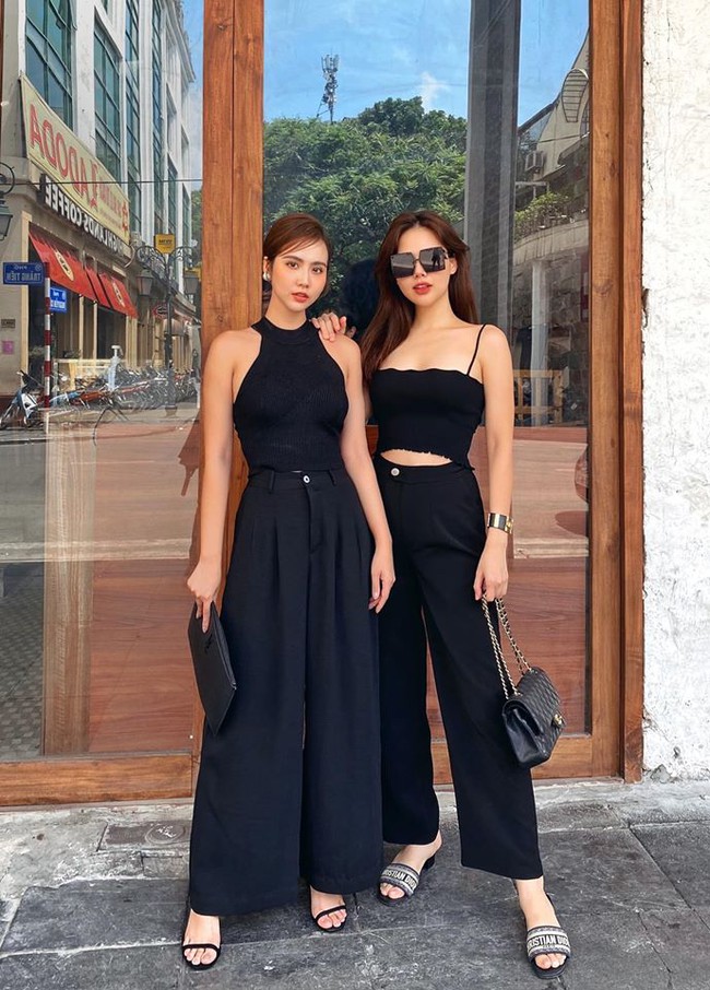 Huyền Lizzie v&agrave; c&ocirc; bạn th&acirc;n Phanh Lee l&ecirc;n đồ t&ocirc;ng đen l&uacute;c hẹn h&ograve;.