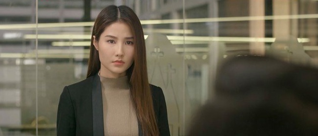 Tình yêu và tham vọng: Lộ diện kẻ đứng sau khiến mẹ kế của Linh sập bẫy, Linh vừa mất xe vừa bị Minh phạt nặng - Ảnh 6. Tình yêu và tham vọng: Lộ diện kẻ đứng sau khiến mẹ kế của Linh sập bẫy, Linh vừa mất xe vừa bị Minh phạt nặng - Ảnh 6.