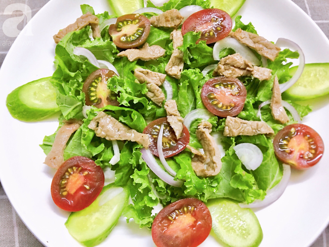 Bữa trưa văn phòng cứ làm món salad này ăn ngon lại lành, khỏi ra ngoài vừa nắng nóng lại không yên tâm! - Ảnh 8.