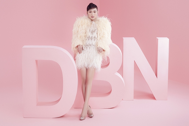 Bất ngờ với vóc dáng quyến rũ của "bà mẹ 1 con" Diệp Bảo Ngọc trong bộ ảnh mừng sinh nhật tuổi 27 - Ảnh 3. Bất ngờ với vóc dáng quyến rũ của "bà mẹ 1 con" Diệp Bảo Ngọc trong bộ ảnh mừng sinh nhật tuổi 27 - Ảnh 3.