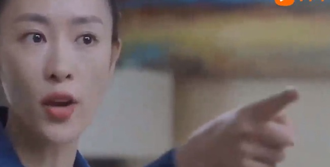 "30 chưa phải là hết": Biến căng đổ bộ dồn dập, Cố Giai tát "trà xanh" giật chồng liền tù tì mấy cái - Ảnh 4. "30 chưa phải là hết": Biến căng đổ bộ dồn dập, Cố Giai tát "trà xanh" giật chồng liền tù tì mấy cái - Ảnh 4.