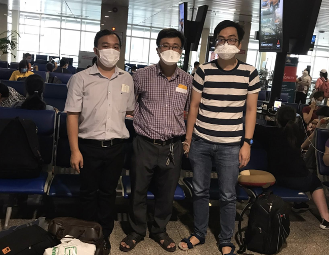 Bệnh viện Chợ Rẫy điều thêm 2 ekip bác sĩ tức tốc ra Quảng Nam, Đà Nẵng hỗ trợ điều trị COVID-19 - Ảnh 1. Bệnh viện Chợ Rẫy điều thêm 2 ekip bác sĩ tức tốc ra Quảng Nam, Đà Nẵng hỗ trợ điều trị COVID-19 - Ảnh 1.