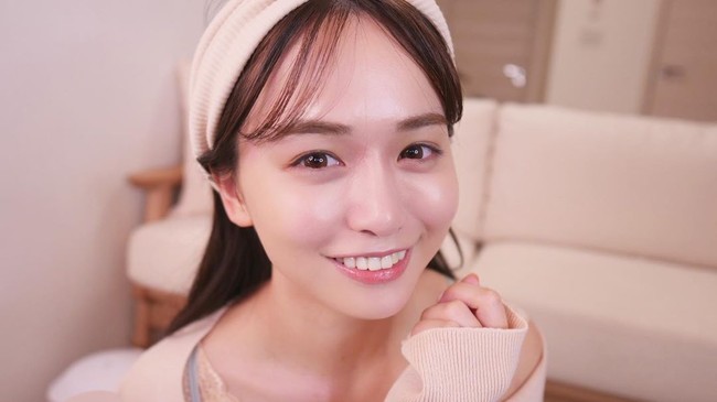 Theo bác sĩ: Chị em chi bộn tiền ra mua 4 món skincare này là "dại dột", chúng chưa chắc đã chăm da tốt hơn đồ rẻ - Ảnh 2. Theo bác sĩ: Chị em chi bộn tiền ra mua 4 món skincare này là "dại dột", chúng chưa chắc đã chăm da tốt hơn đồ rẻ - Ảnh 2.